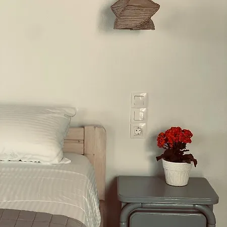 Alesta Apartment *
